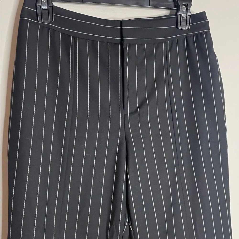 Frame Denim | Women’s Black Pinstripe Pleated Flare Bottom Crop Pants Size 4 - Picture 3 of 8